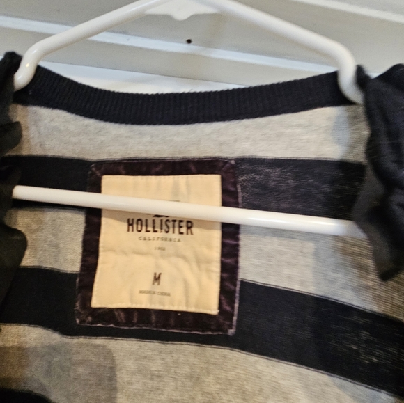 Hollister cardigan - Picture 2 of 2